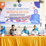 11.53 TP-PKK Kolaka Utara Sosialisasi Kesehatan Reproduksi dan Stunting